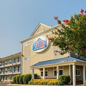 Motel 6-Fayetteville, Nc - Fort Liberty Area